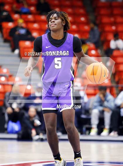 Thumbnail 3 in Gonzaga vs. Saint Ignatius College Prep (Chicago Elite Classic) photogallery.