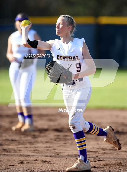 Thumbnail 2 in Chattanooga Central @ Soddy Daisy photogallery.