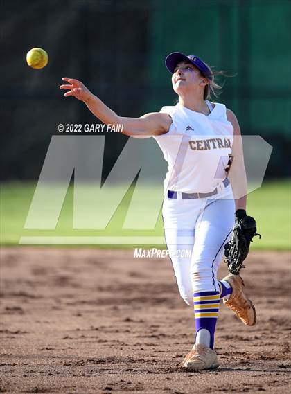 Thumbnail 1 in Chattanooga Central @ Soddy Daisy photogallery.