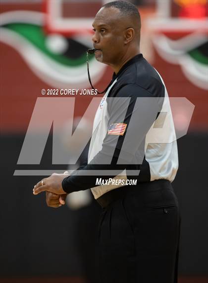 Thumbnail 1 in Veterans vs Warner Robins  photogallery.