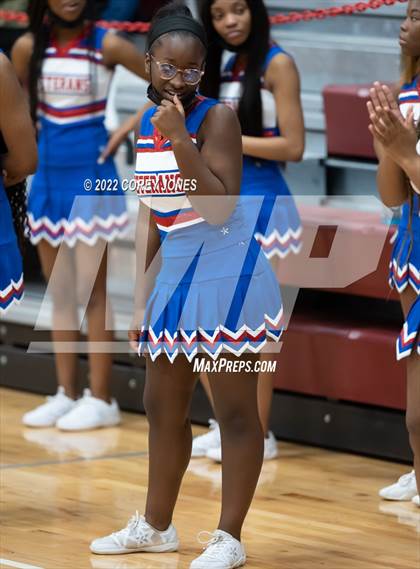 Thumbnail 2 in Veterans vs Warner Robins  photogallery.