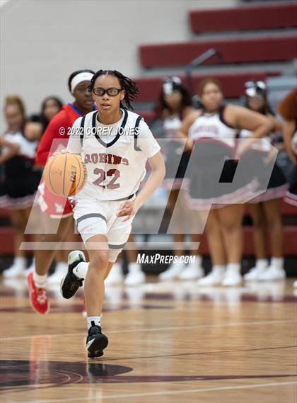 Thumbnail 2 in Veterans vs Warner Robins  photogallery.