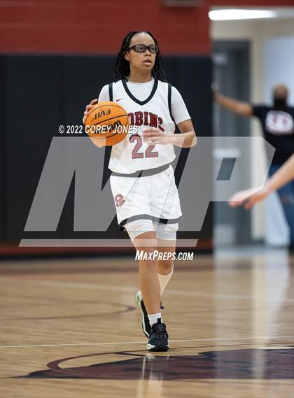 Thumbnail 2 in Veterans vs Warner Robins  photogallery.