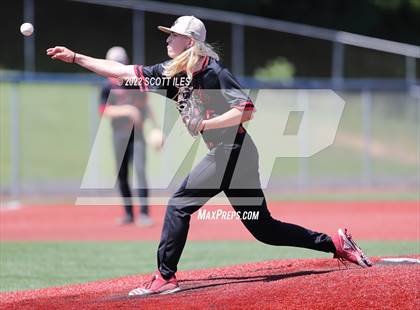 Thumbnail 2 in Liberty Union vs. Fairland (OHSAA D3 Regional Final) photogallery.