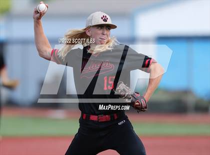Thumbnail 3 in Liberty Union vs. Fairland (OHSAA D3 Regional Final) photogallery.