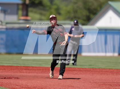 Thumbnail 3 in Liberty Union vs. Fairland (OHSAA D3 Regional Final) photogallery.