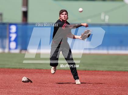 Thumbnail 1 in Liberty Union vs. Fairland (OHSAA D3 Regional Final) photogallery.