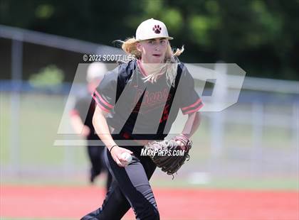 Thumbnail 2 in Liberty Union vs. Fairland (OHSAA D3 Regional Final) photogallery.