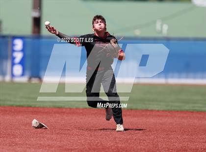 Thumbnail 2 in Liberty Union vs. Fairland (OHSAA D3 Regional Final) photogallery.