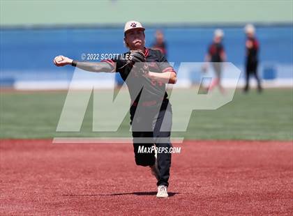 Thumbnail 3 in Liberty Union vs. Fairland (OHSAA D3 Regional Final) photogallery.