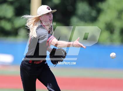 Thumbnail 3 in Liberty Union vs. Fairland (OHSAA D3 Regional Final) photogallery.