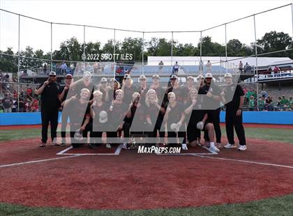 Thumbnail 2 in Liberty Union vs. Fairland (OHSAA D3 Regional Final) photogallery.