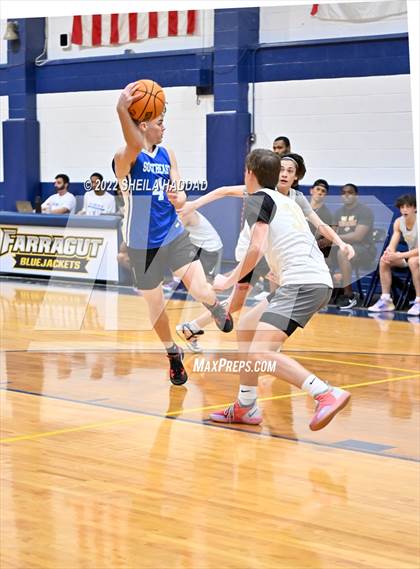 Thumbnail 1 in Southeast vs Countryside (The Hoop Vibe) photogallery.
