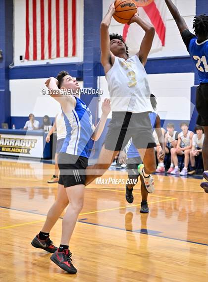 Thumbnail 2 in Southeast vs Countryside (The Hoop Vibe) photogallery.