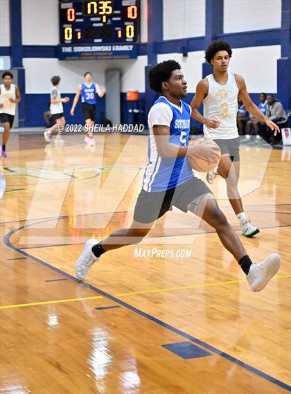 Thumbnail 1 in Southeast vs Countryside (The Hoop Vibe) photogallery.