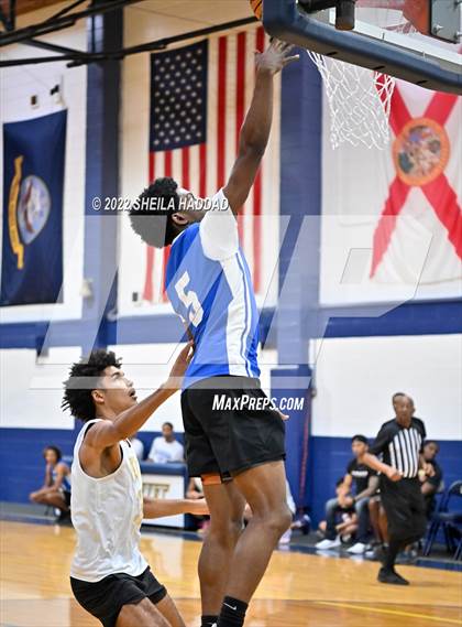 Thumbnail 2 in Southeast vs Countryside (The Hoop Vibe) photogallery.