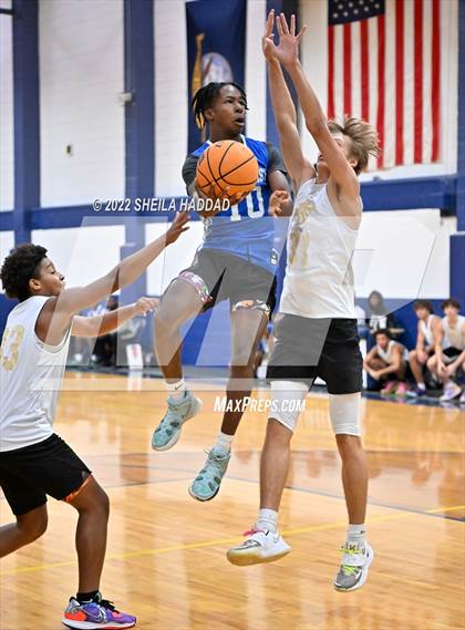 Thumbnail 2 in Southeast vs Countryside (The Hoop Vibe) photogallery.