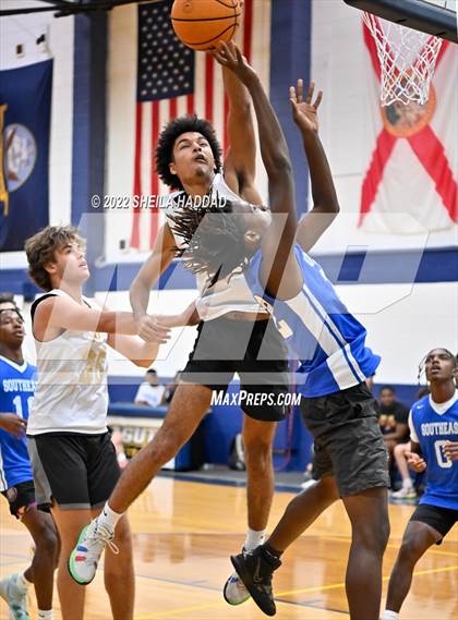 Thumbnail 1 in Southeast vs Countryside (The Hoop Vibe) photogallery.