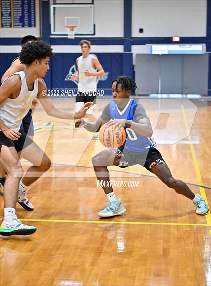 Thumbnail 3 in Southeast vs Countryside (The Hoop Vibe) photogallery.