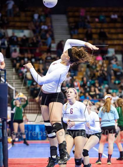 Thumbnail 2 in Lutheran vs. Fowler (CHSAA 2A Semifinal) photogallery.