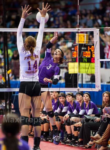 Thumbnail 1 in Lutheran vs. Fowler (CHSAA 2A Semifinal) photogallery.