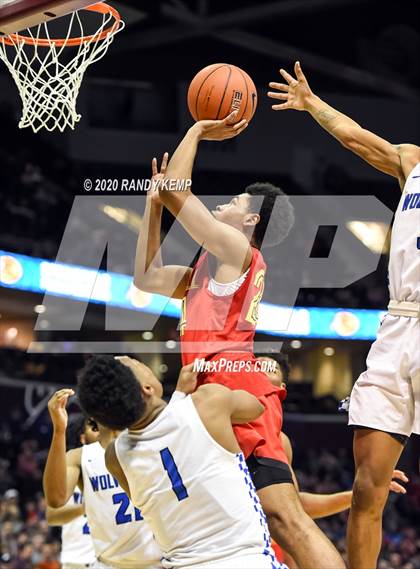 Thumbnail 2 in Vashon vs Oak Hill Academy (Bass Pro Shop Tournament of Champions) photogallery.