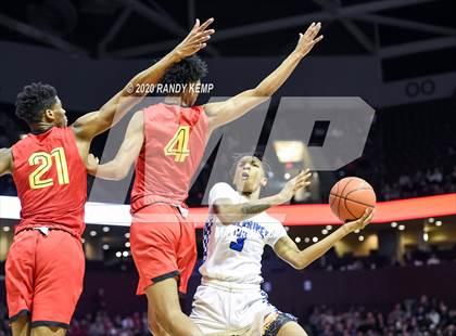 Thumbnail 3 in Vashon vs Oak Hill Academy (Bass Pro Shop Tournament of Champions) photogallery.