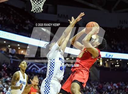 Thumbnail 3 in Vashon vs Oak Hill Academy (Bass Pro Shop Tournament of Champions) photogallery.