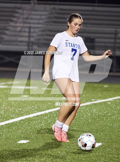 Thumbnail 3 in Stanton vs Ponte Vedra (Preseason) photogallery.