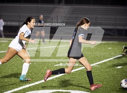 Thumbnail 2 in Stanton vs Ponte Vedra (Preseason) photogallery.