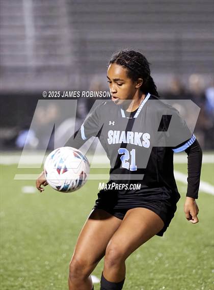 Thumbnail 1 in Stanton vs Ponte Vedra (Preseason) photogallery.