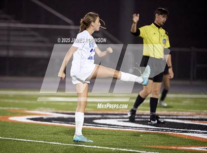 Thumbnail 2 in Stanton vs Ponte Vedra (Preseason) photogallery.