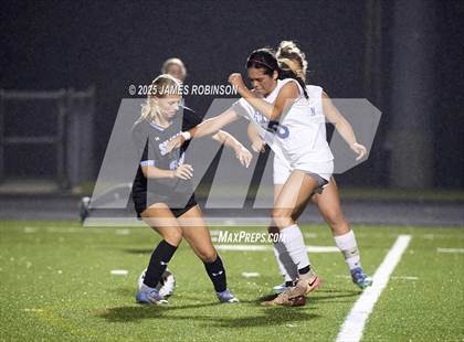 Thumbnail 3 in Stanton vs Ponte Vedra (Preseason) photogallery.