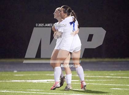 Thumbnail 2 in Stanton vs Ponte Vedra (Preseason) photogallery.