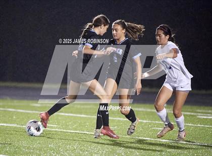 Thumbnail 3 in Stanton vs Ponte Vedra (Preseason) photogallery.