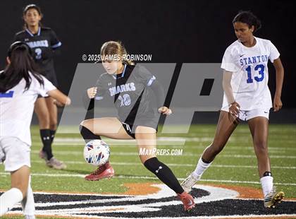 Thumbnail 3 in Stanton vs Ponte Vedra (Preseason) photogallery.