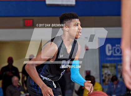 Thumbnail 2 in IMG Academy vs Oak Hill Academy (Chick-fil-a Classic) photogallery.