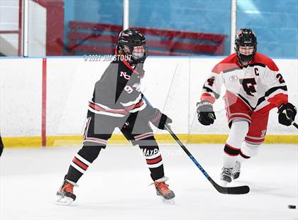 Thumbnail 2 in  New Canaan @ Fairfield Warde/Ludlowe photogallery.