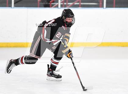 Thumbnail 1 in  New Canaan @ Fairfield Warde/Ludlowe photogallery.
