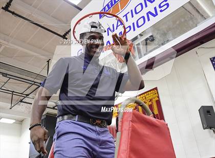 Thumbnail 2 in IMG Academy vs. La Lumiere (GEICO National Tournament Final) photogallery.