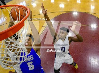 Thumbnail 3 in IMG Academy vs. La Lumiere (GEICO National Tournament Final) photogallery.