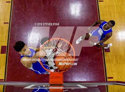 Thumbnail 2 in IMG Academy vs. La Lumiere (GEICO National Tournament Final) photogallery.