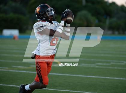 Thumbnail 1 in Booker T. Washington vs Carol City photogallery.
