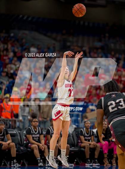 Thumbnail 1 in Gruver vs Hearne (UIL 2A Basketball Semifinal) photogallery.