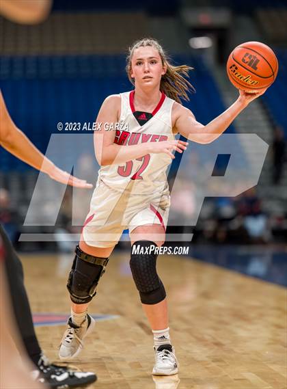 Thumbnail 1 in Gruver vs Hearne (UIL 2A Basketball Semifinal) photogallery.
