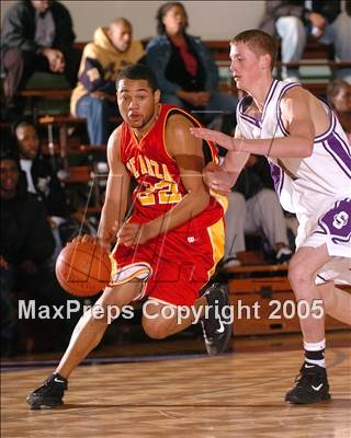 Thumbnail 2 in De Anza vs. Sacramento (St. Hope Classic) photogallery.