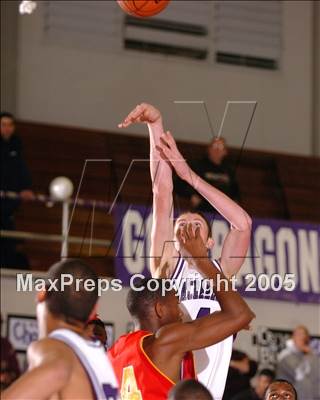 Thumbnail 3 in De Anza vs. Sacramento (St. Hope Classic) photogallery.