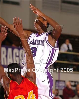 Thumbnail 1 in De Anza vs. Sacramento (St. Hope Classic) photogallery.