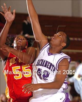 Thumbnail 1 in De Anza vs. Sacramento (St. Hope Classic) photogallery.