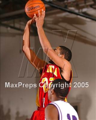 Thumbnail 3 in De Anza vs. Sacramento (St. Hope Classic) photogallery.